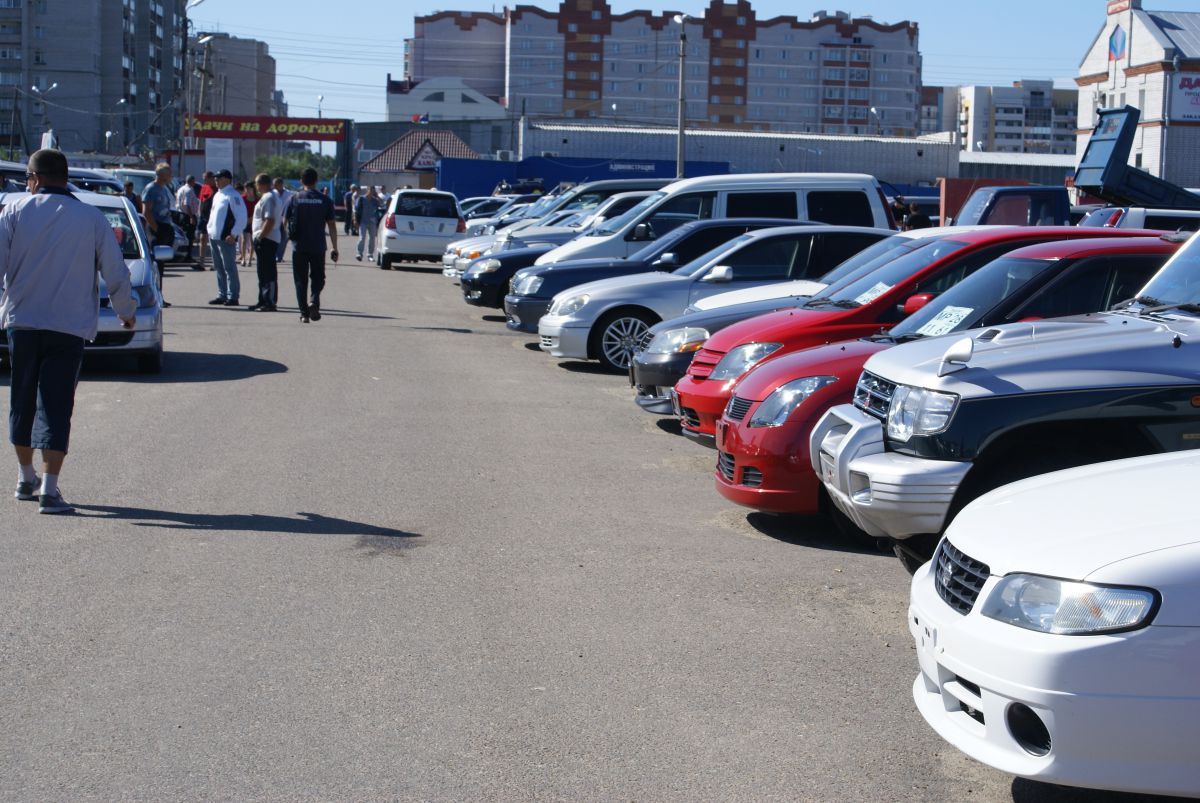 Авто благовещенск. Авторынок Благовещенска. Авторынок Благовещенска Амурской области. Автомобильный рынок в Благовещенске. Авторынок города Благовещенска.